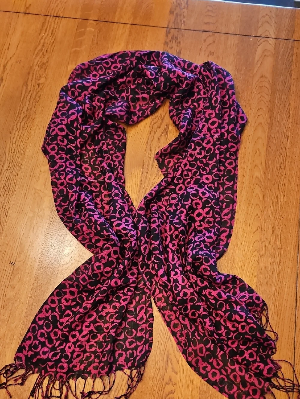 Leopard Print Lightweight Women's Scarf / Wrap Approx 69